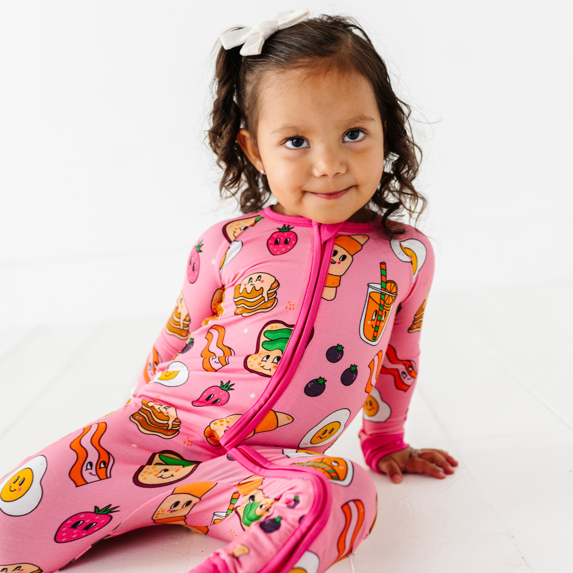 Kiki + Lulu - Pink Breakfast Convertible Footie: 12-18m