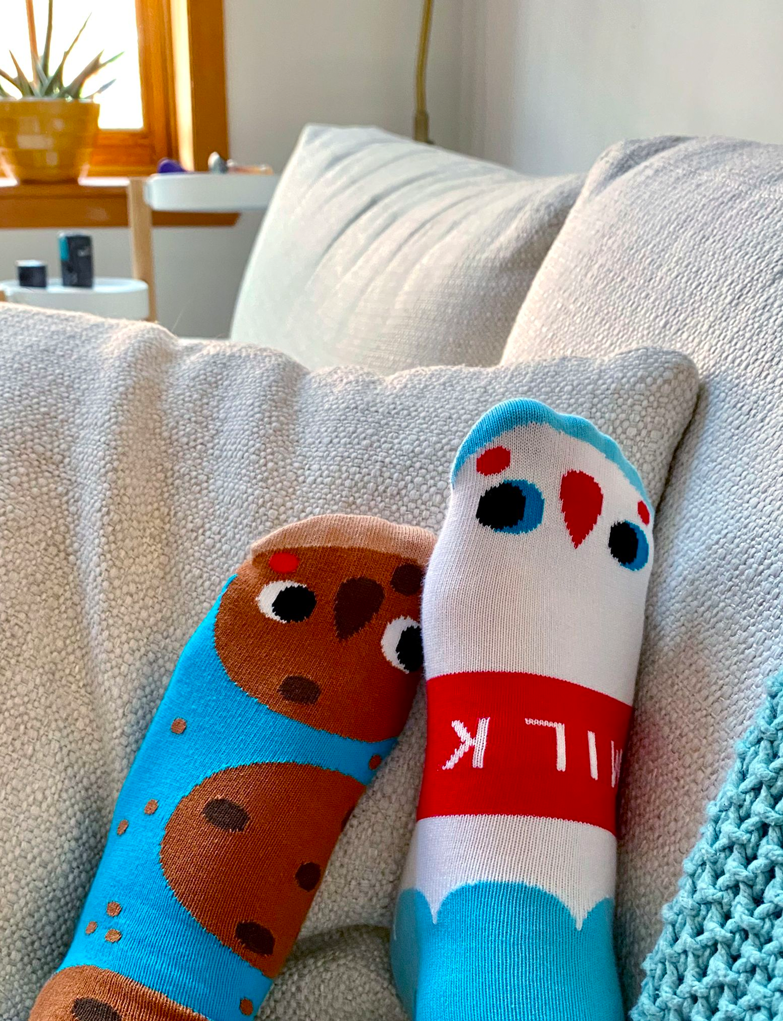 Pals Socks - Milk & Cookies Fun Mismatched Socks: Adults