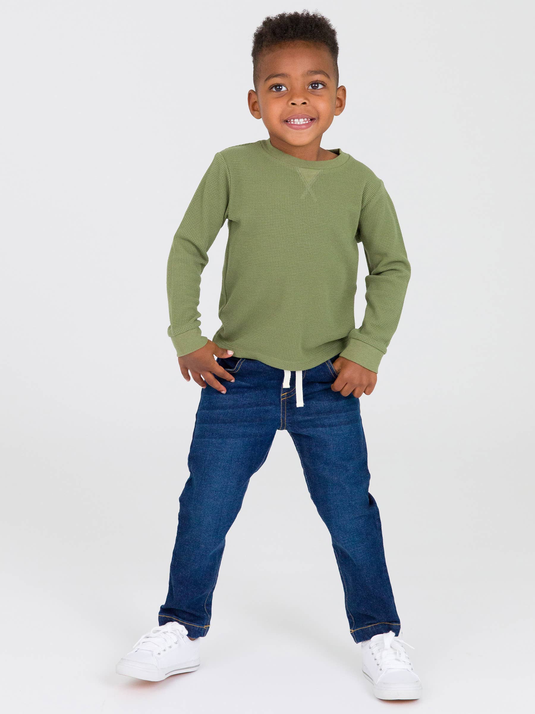 RuffleButts + RuggedButts - Boys Medium Wash Stretch Denim Pull-on Jeans
: 12-18m