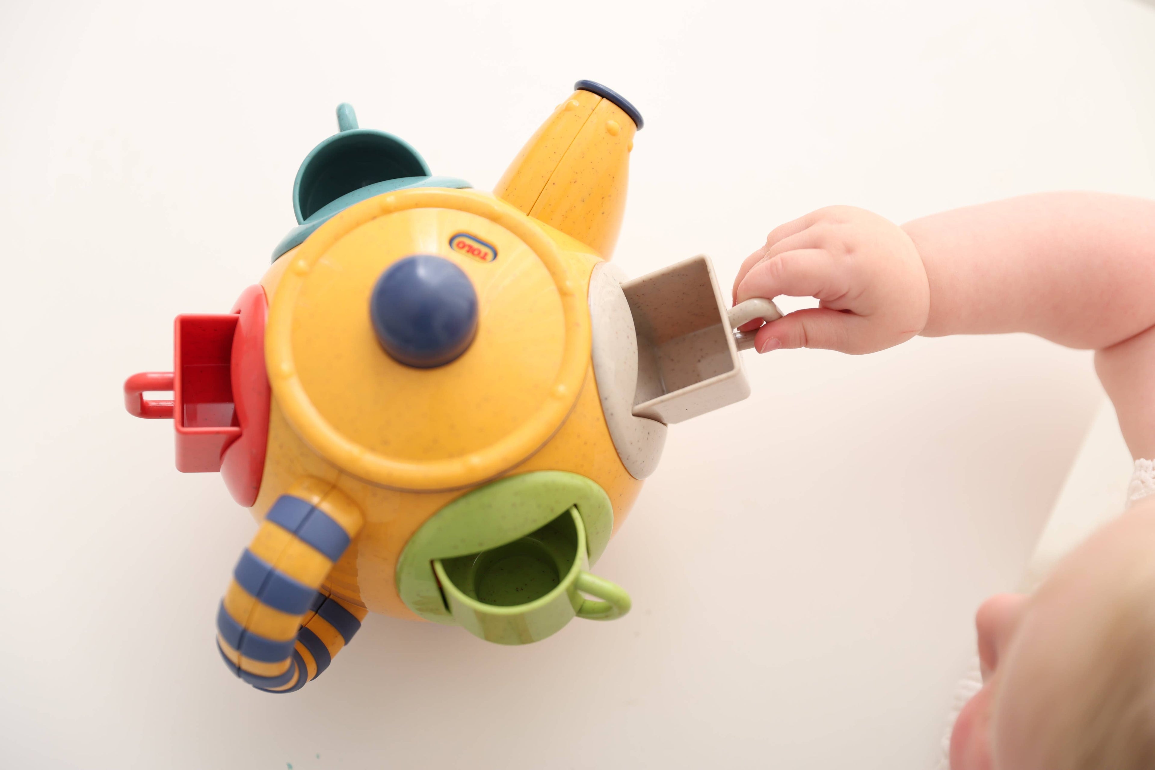 Speedy Monkey - Teatime Shape Sorter