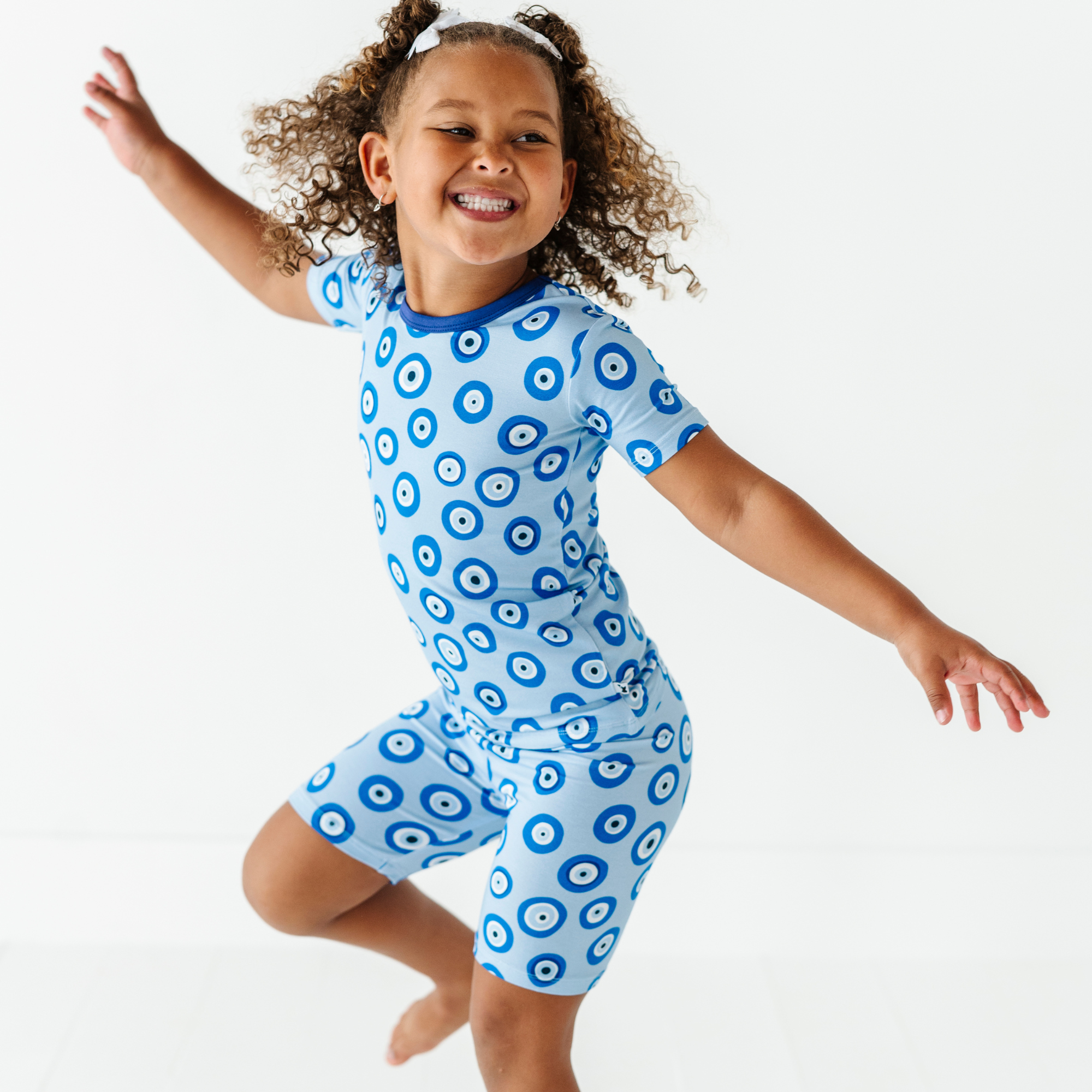Kiki + Lulu - Mamma Mia! Here, I Go Again Toddler/Big Kid Pajamas- Short Sleeve and Shorts: 4T