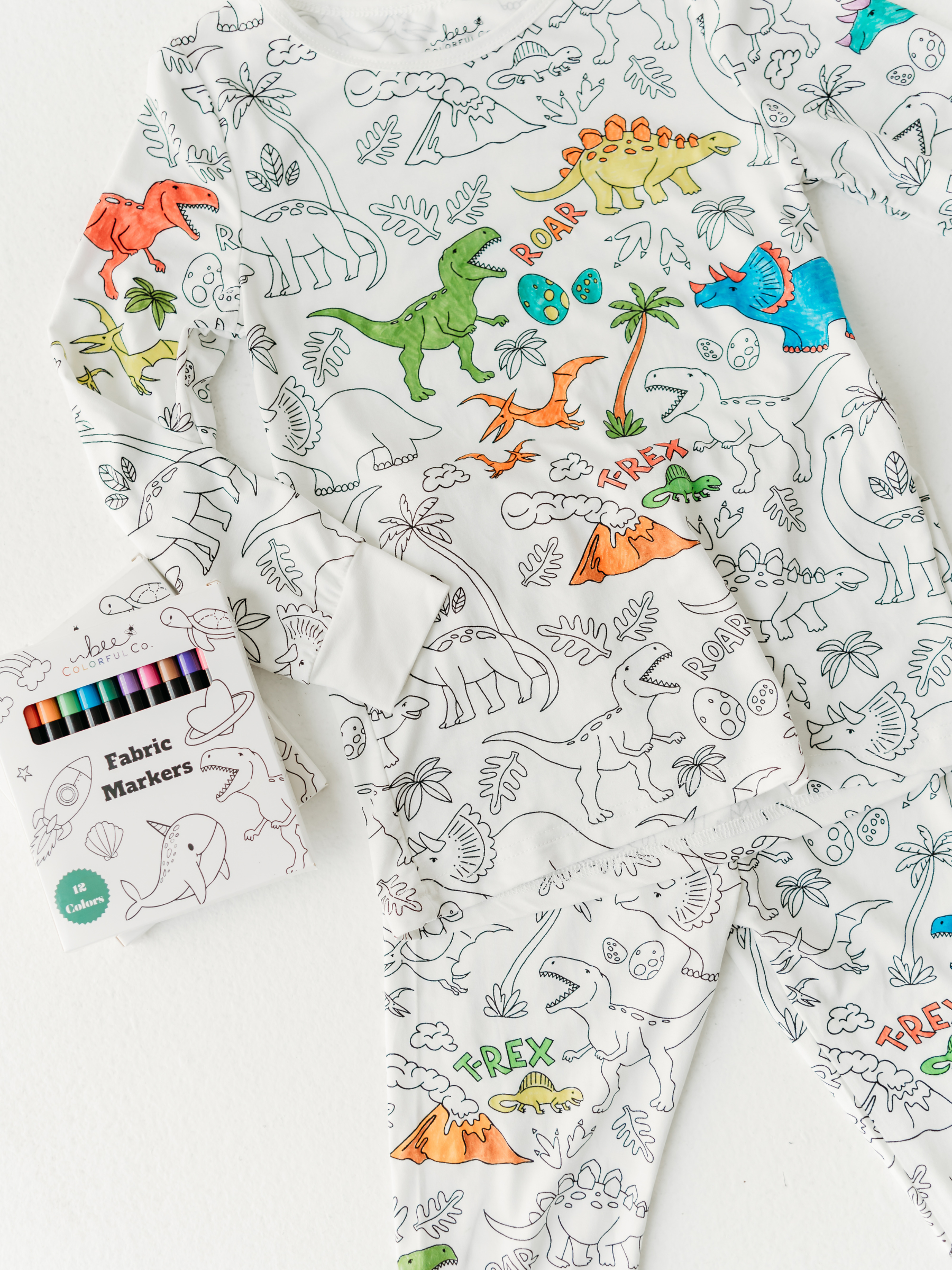 Bee Colorful Co. - Fabric Markers Set for Customizing Coloring Pajamas