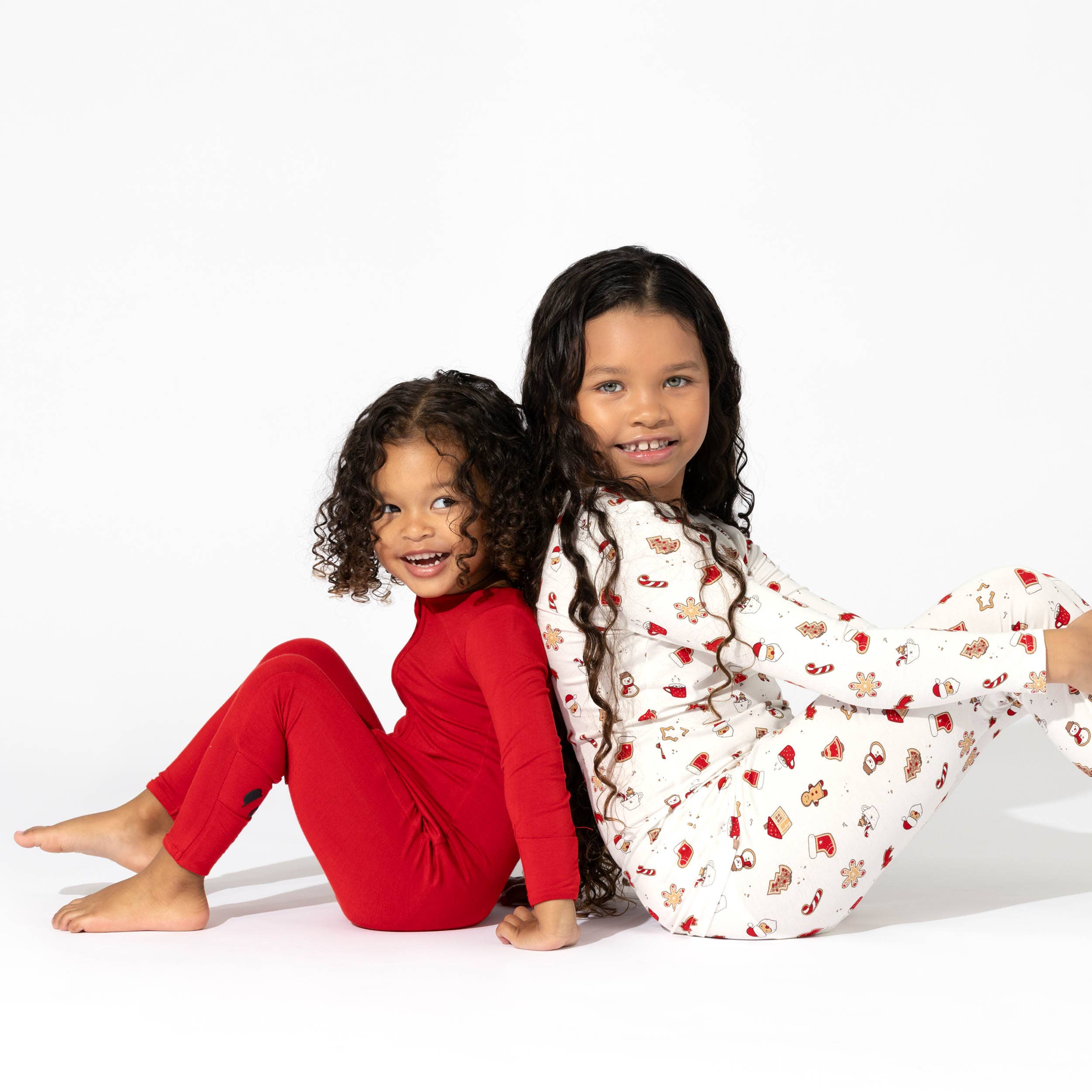 Bellabu Bear - Winterberry Red Bamboo Convertible Footie: 9-12m