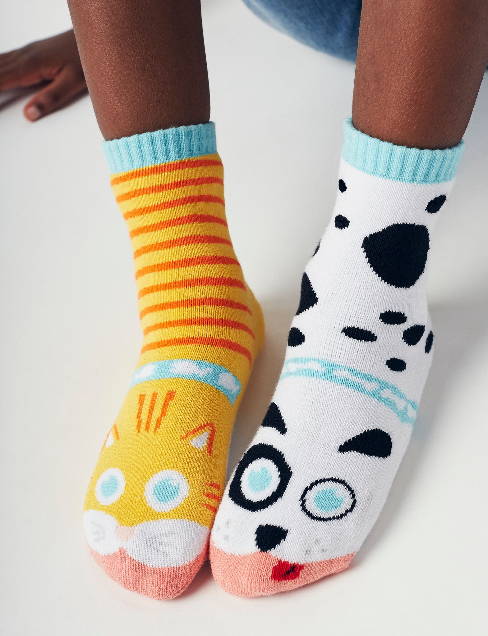 Pals Socks - Cat & Dog Fun Mismatched Non-Slip Kids Socks: Ages 9-12