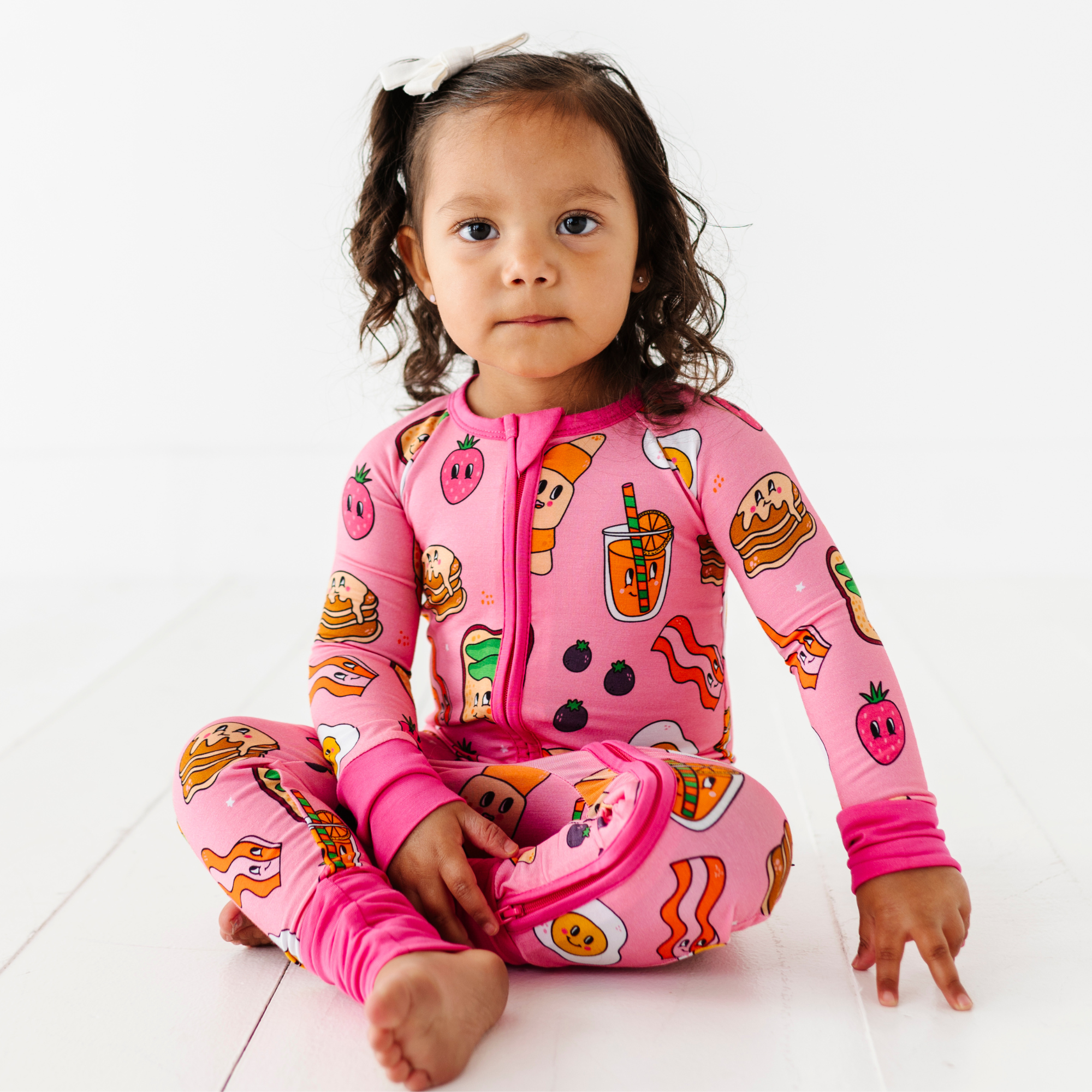 Kiki + Lulu - Pink Breakfast Convertible Footie: 12-18m