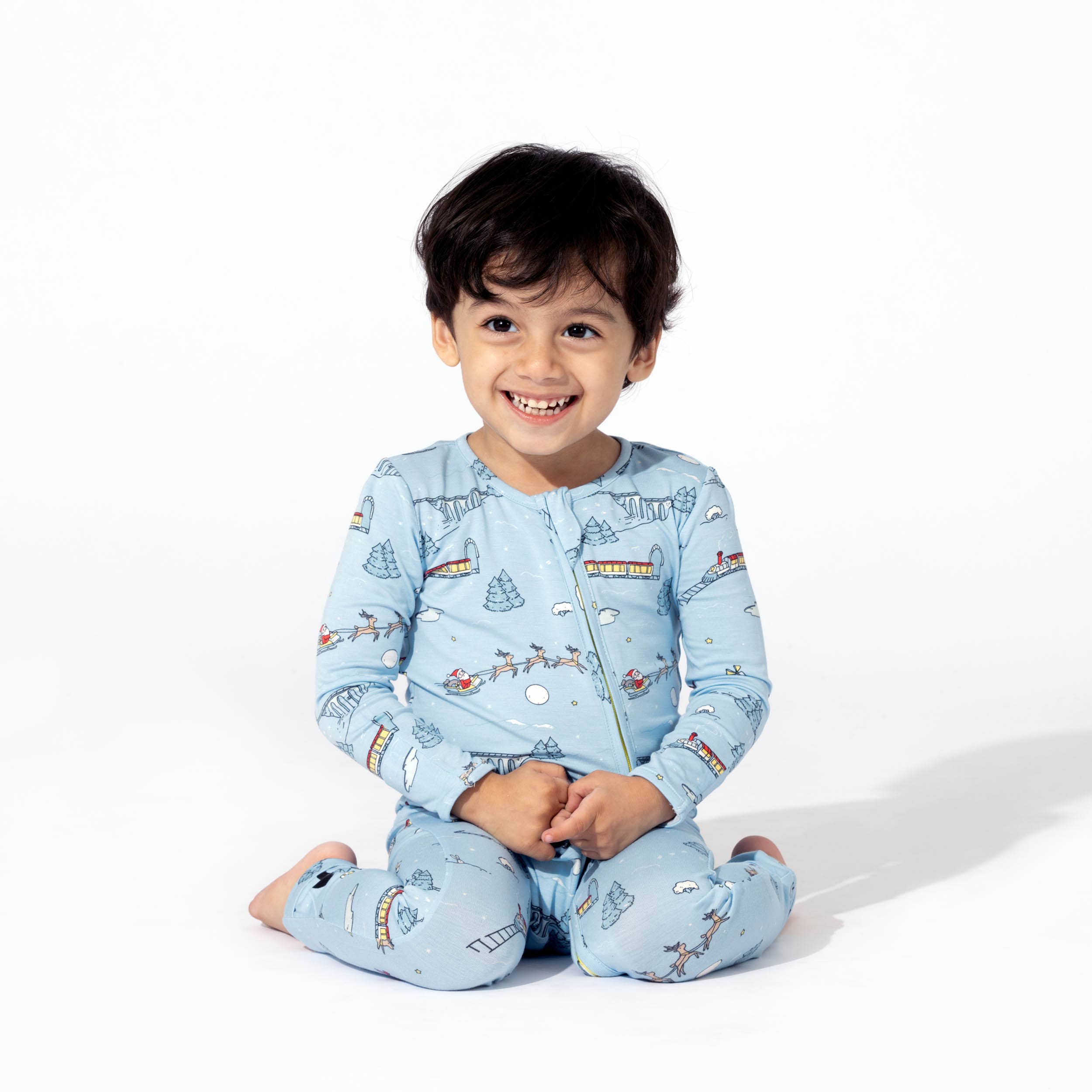 Bellabu Bear - Winter Train Bamboo Convertible Footie: 3-6m