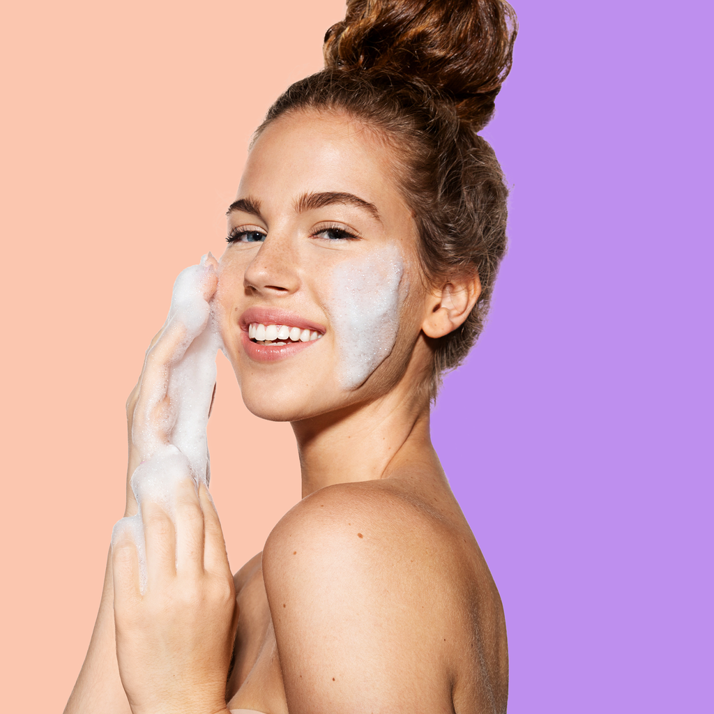 Almost Famous - "Cleanse It" 2in1 Exfoliator Brush: Purple