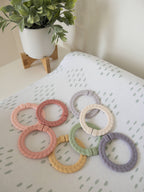 Itzy Ritzy - Bitzy Bespoke Itzy Rings™ Linking Ring Set: Rainbow