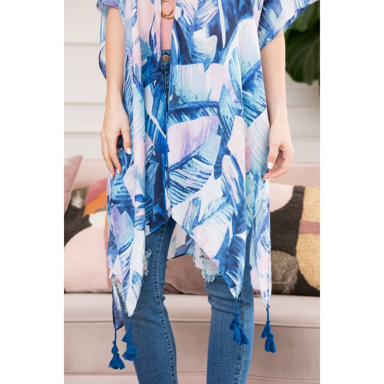 Love and Repeat - BOTANICAL LEAF PRINTED KIMONO: BLUE MULTI