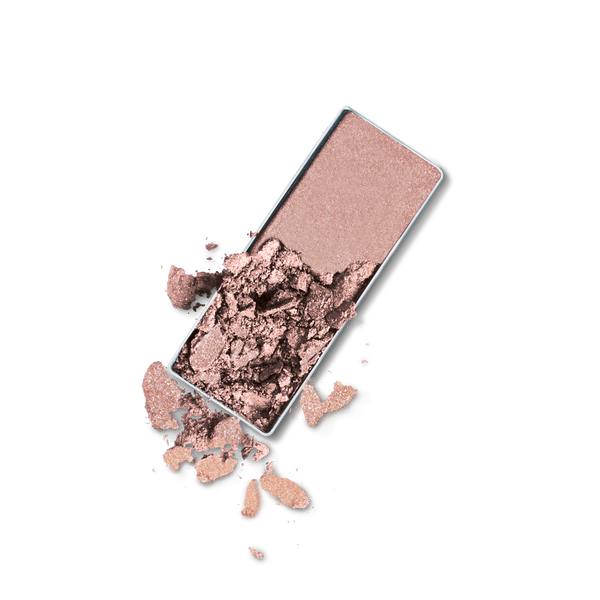 Soft Touch Shadow in a soft, semi-matte rosewater shade, finely milled and perfect for a natural, elegant eye look.